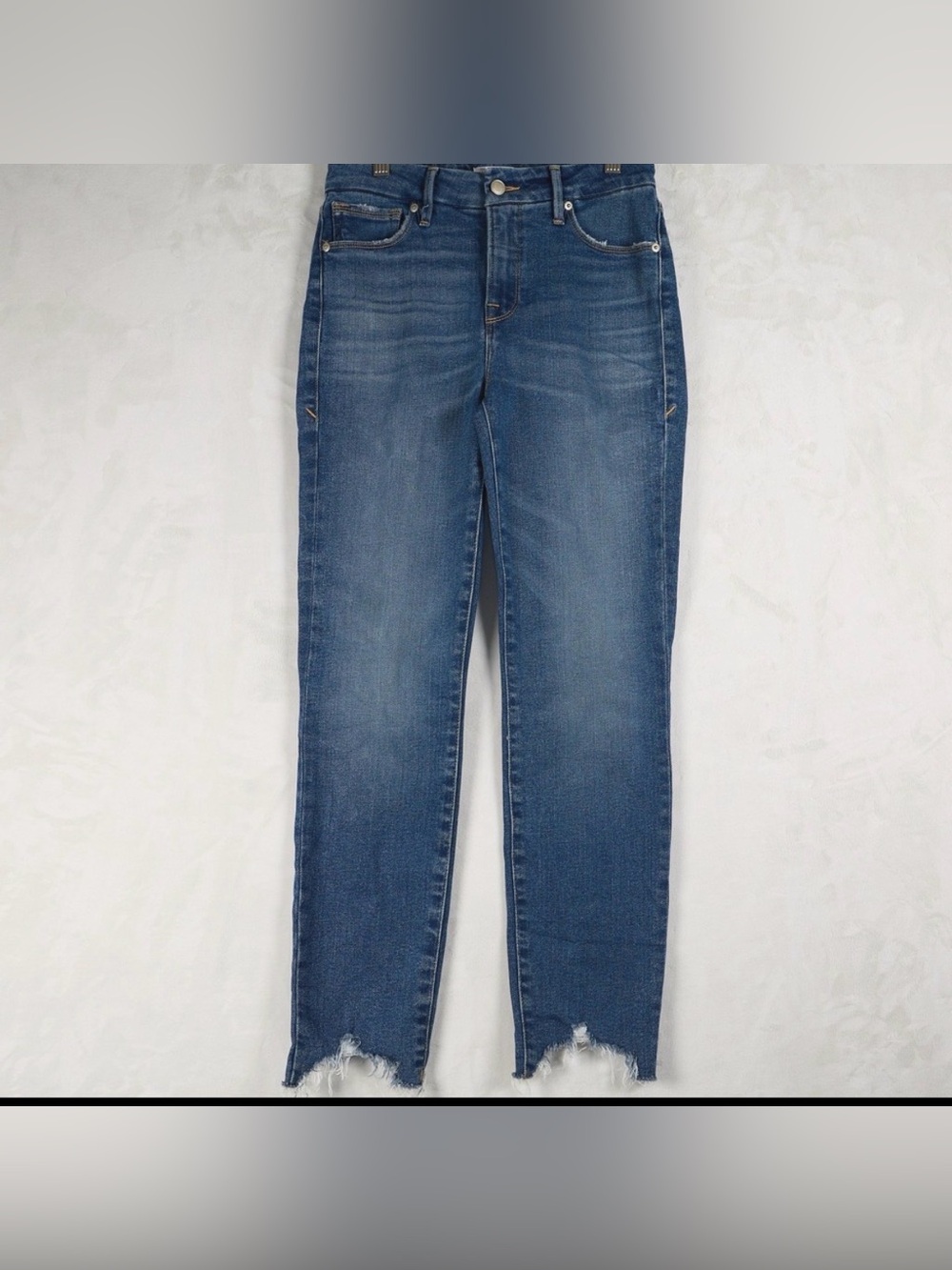 Good American Women’s Skinny Jeans in Medium Blue Wash 0